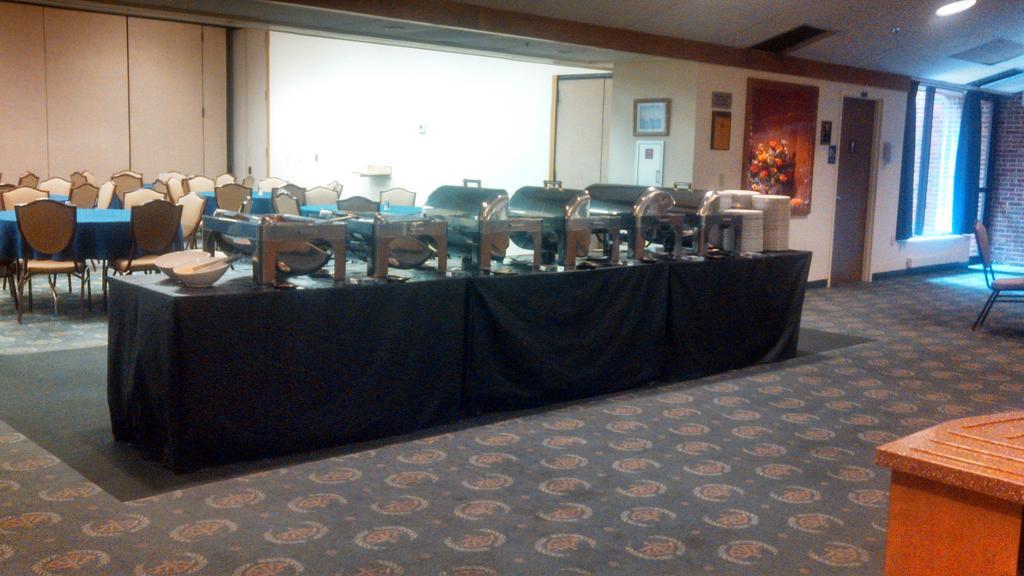 Conference Center At The Maritime Institute Hotel Linthicum Buitenkant foto
